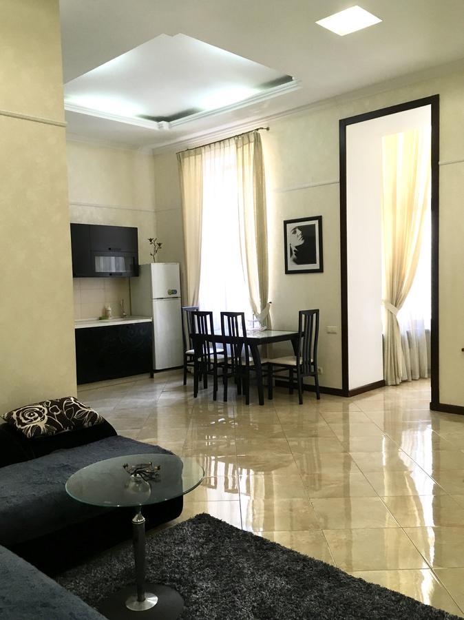 Downtown Prestige Apartment Oldenburg Bagian luar foto